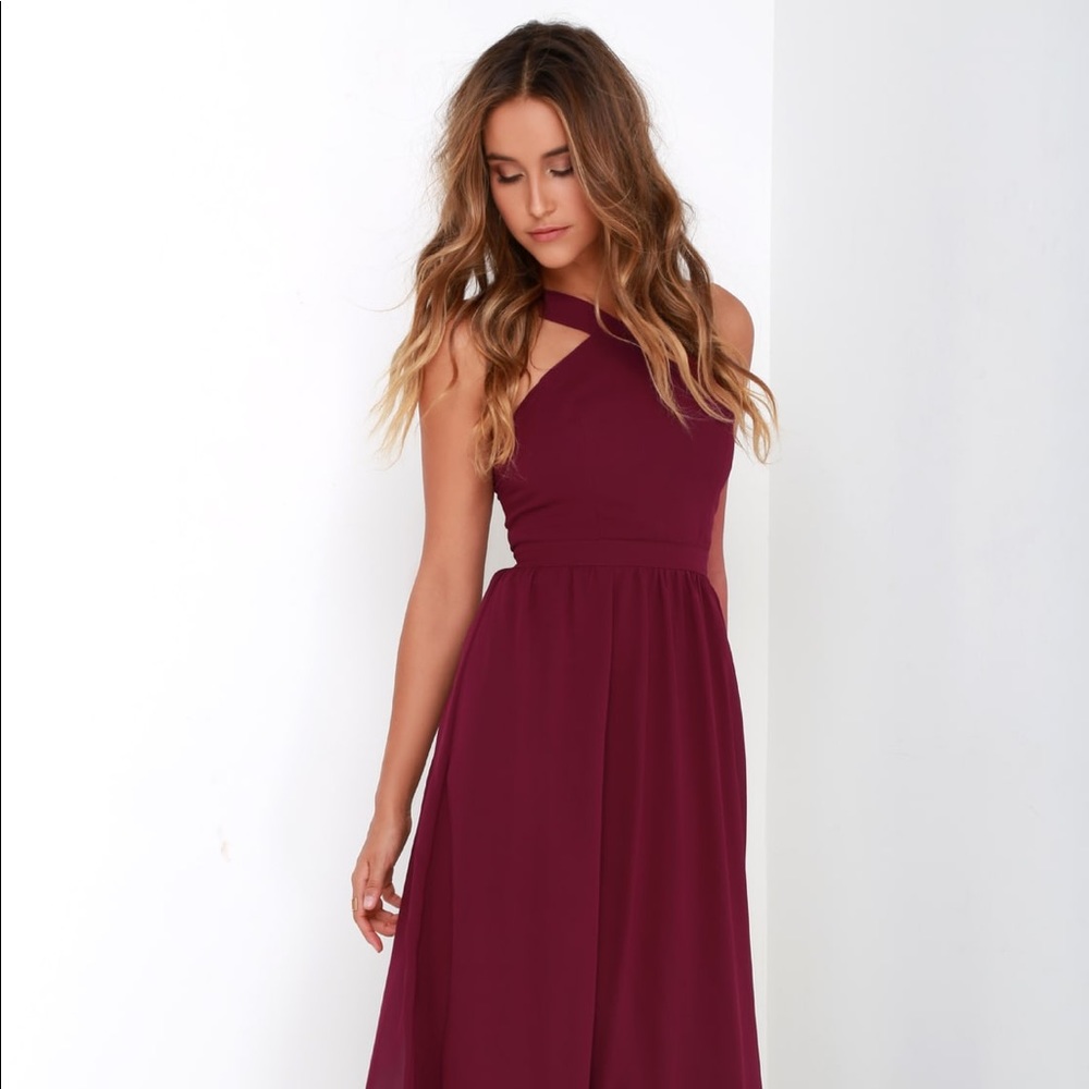 Lulu’s Air of Romance Bridesmaid Dress